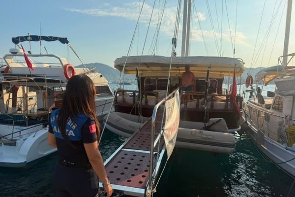 Marmaris Yat Limanı’nda çevre için ortak sorumluluk çağrısı