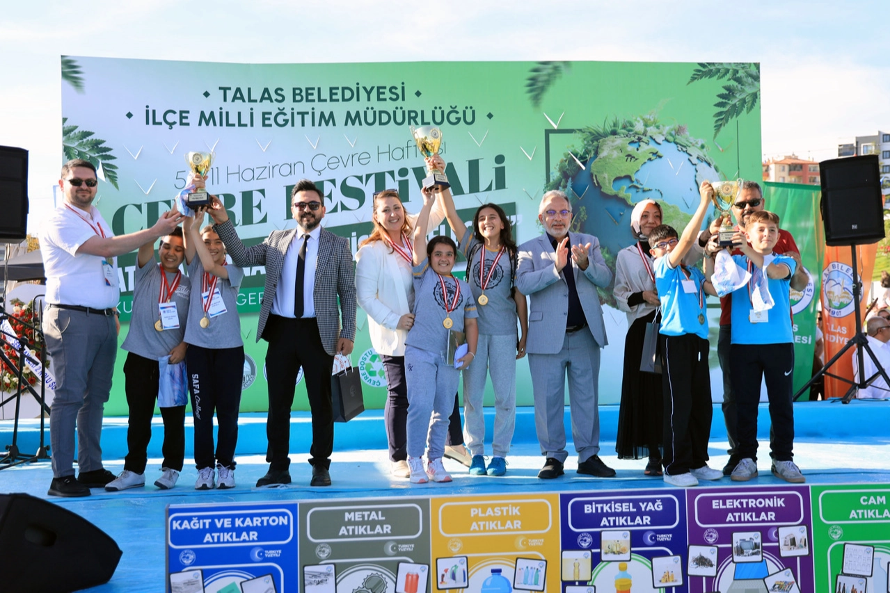 Talas’ta “Atıktan Sanata” Şenliği Yoğun Katılımla Gerçekleştirildi