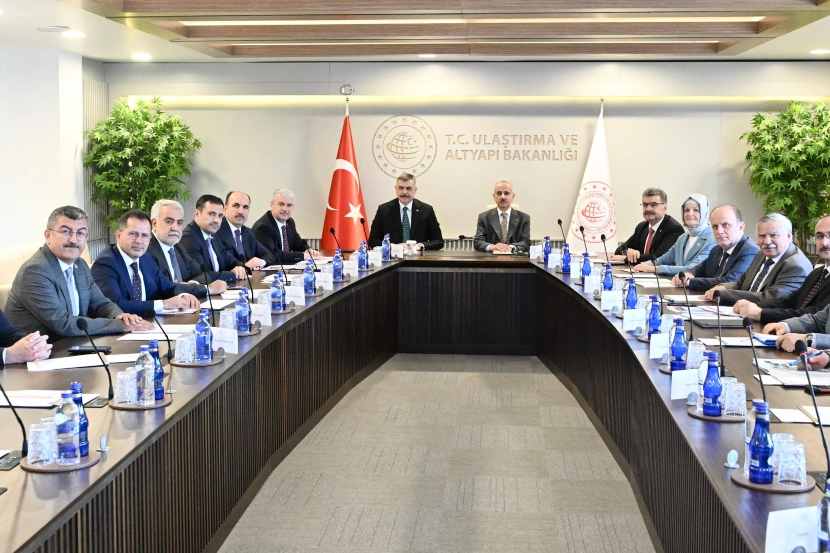 Konya heyeti ulaştırma ve tarım bakanlarıyla görüştü