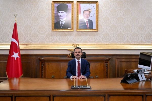 Kocaeli Valisi Aktaş: Hiçbir sınav sizin değerinizi tam olarak ölçemez