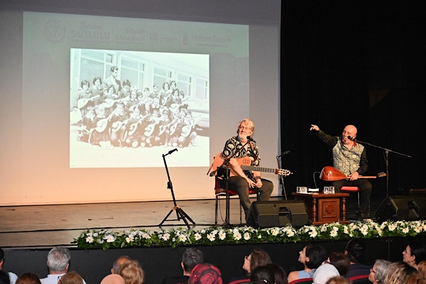 Manisa’da İlhan Şeşen anısına program düzenlendi