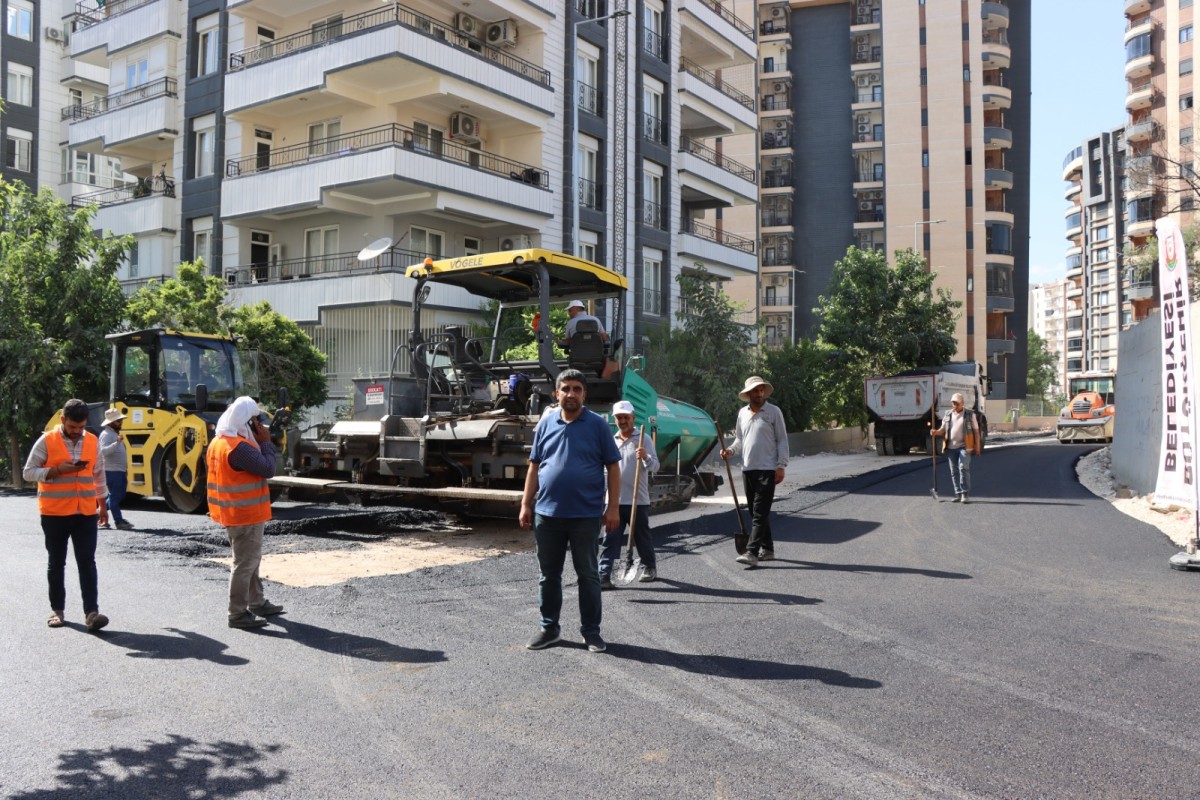 Akpıyar Mahallesi’nde Asfalt Seferberliği: Yollar Yenileniyor