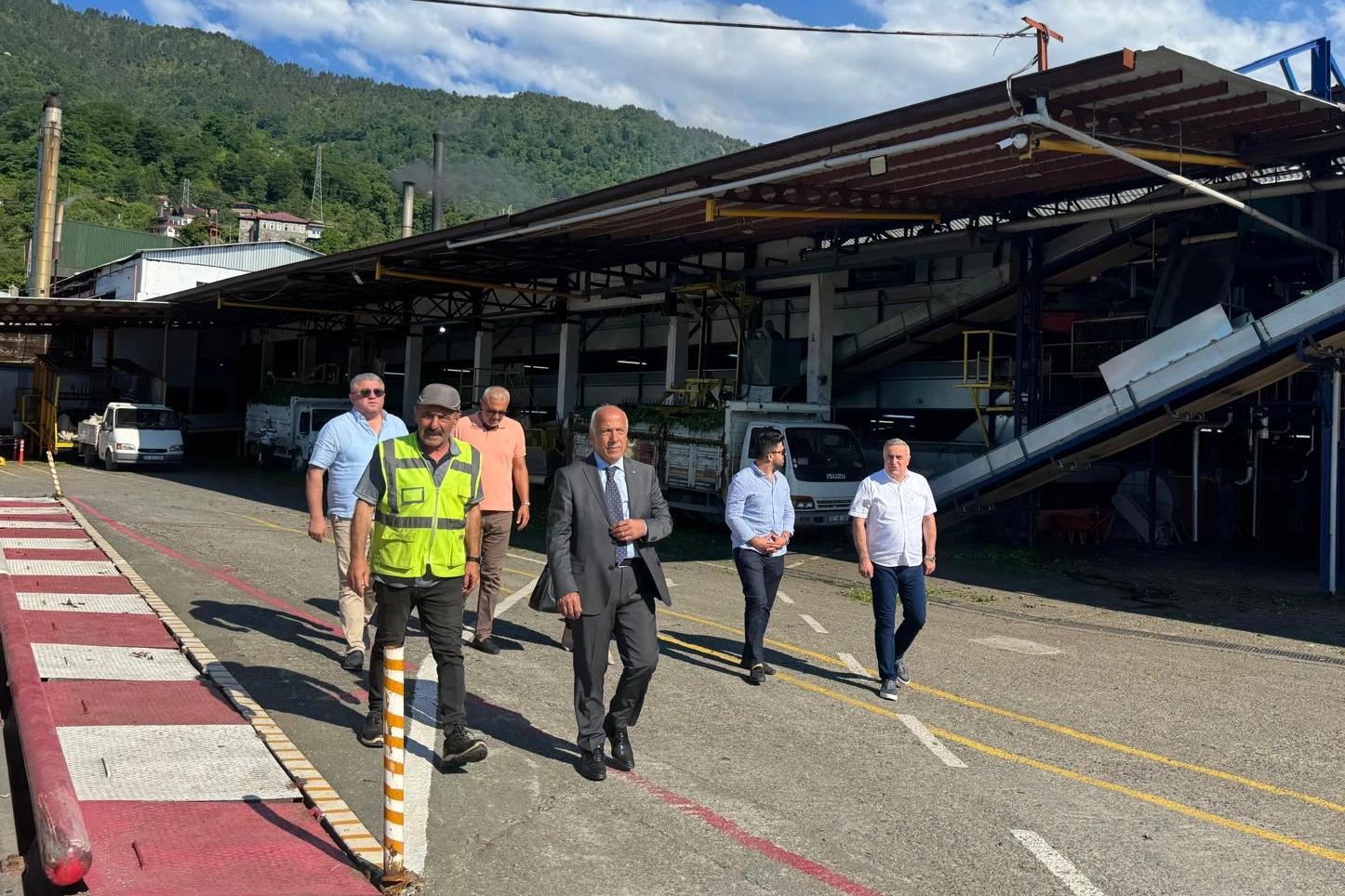 Artvin Ticaret Borsası’ndan Efor Çay Fabrikası’na Ziyaret