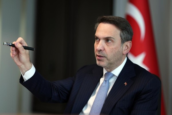 Bakan Bayraktar, Pakistanlı bakanlarla bir araya geldi