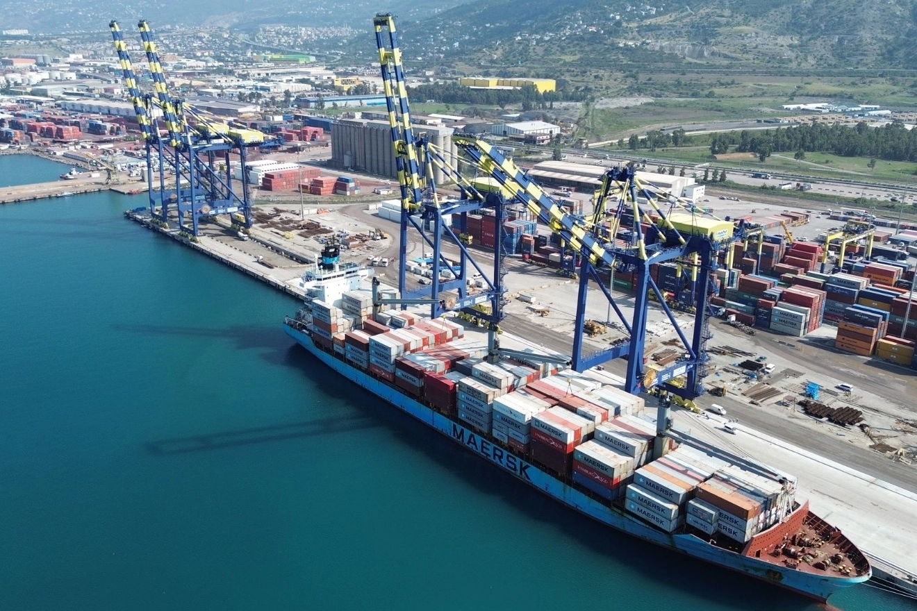 Dış Ticarette Daralma: Açık 5,6 Milyar Dolara Düştü!