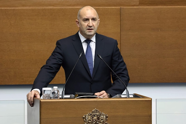 Radev, Rusya'ya yönelik 21. yaptırım paketine çekince koyabileceğini açıkladı