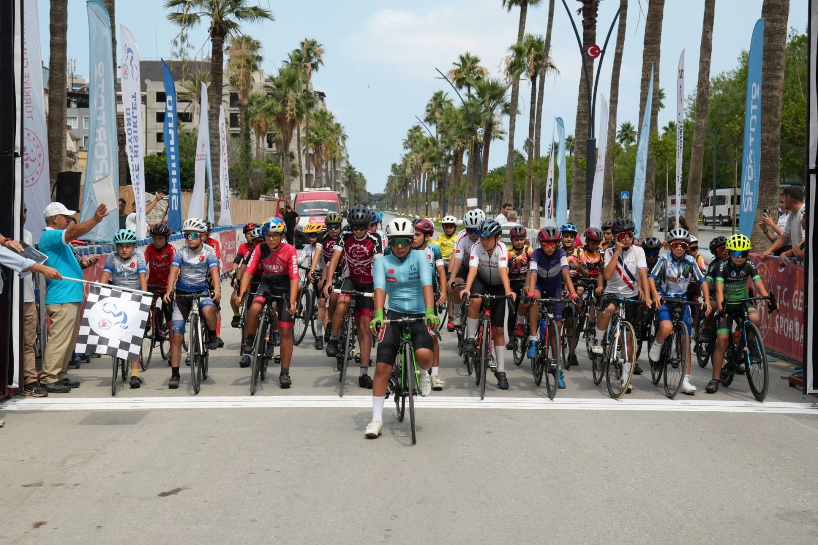 Türkiye Kupası 6. Etap Yol Yarışları İskenderun’da Tamamlandı