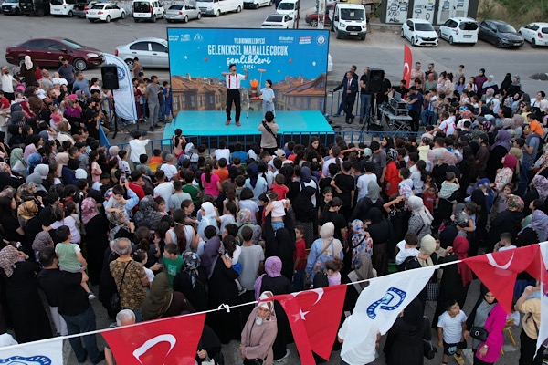 Yıldırım'da 'Geleneksel Mahalle Çocuk Şenlikleri' başladı