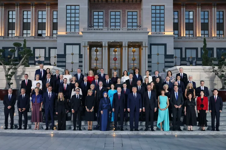 NATO Zirvesi’nde Savunma ve Güvenlik Gündemi Öne Çıktı