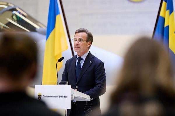 İsveç Başbakanı Kristersson, Macron ve Jetten ile görüştü
