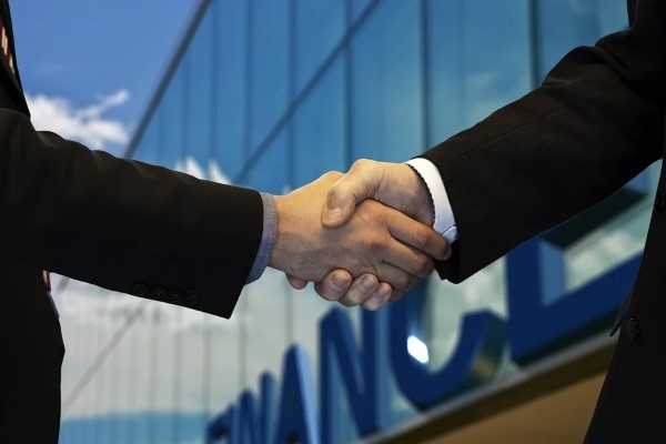 Carney, mevkidaşı Danimarka Başbakanı Frederiksen ile bir araya geldi