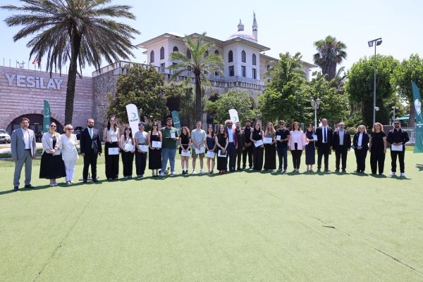 KampüsAktif Öğrenci Tasarım Yarışması’nda dereceye girenler ödüllerini aldı