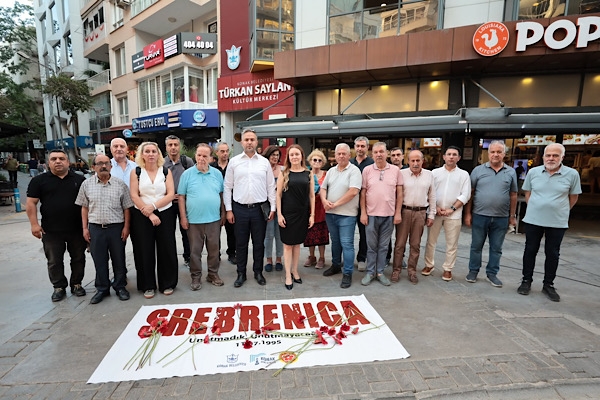 Konak’ta Srebrenitsa Katliamı kurbanları anıldı
