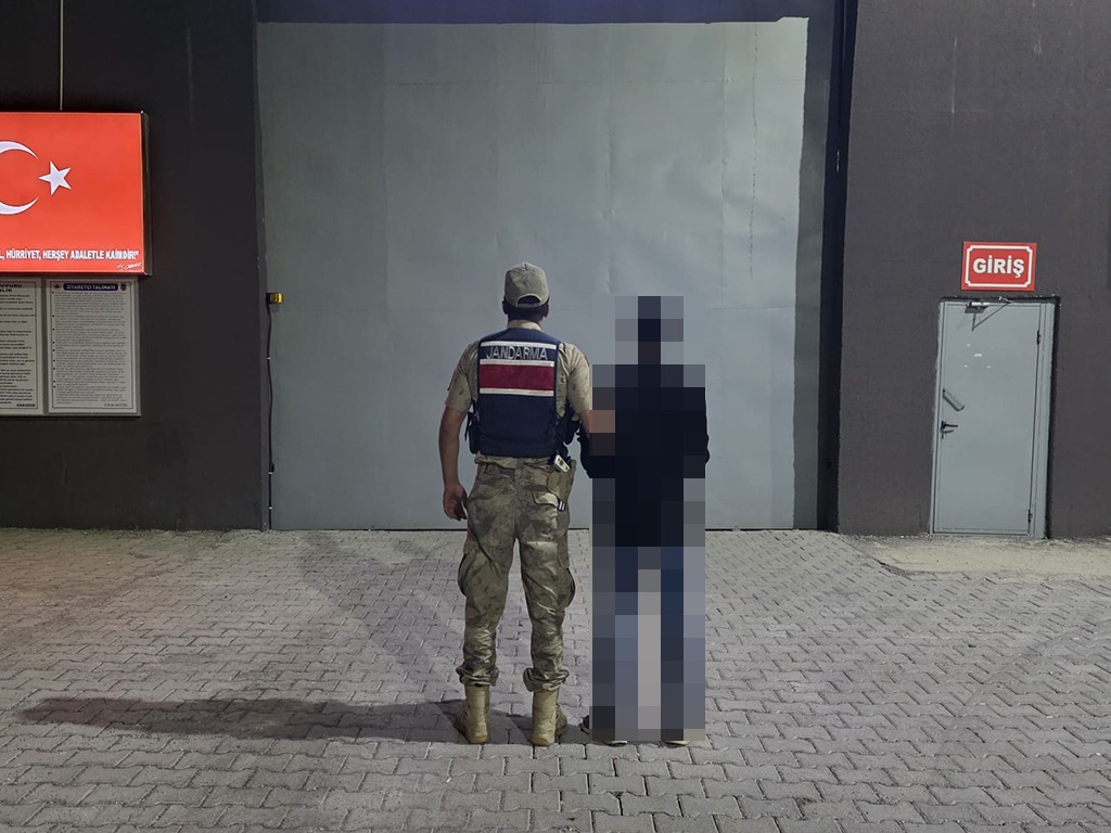 10 Yıl Hapis Cezası Bulunan Uyuşturucu Hükümlüsü Siverek'te Yakalandı