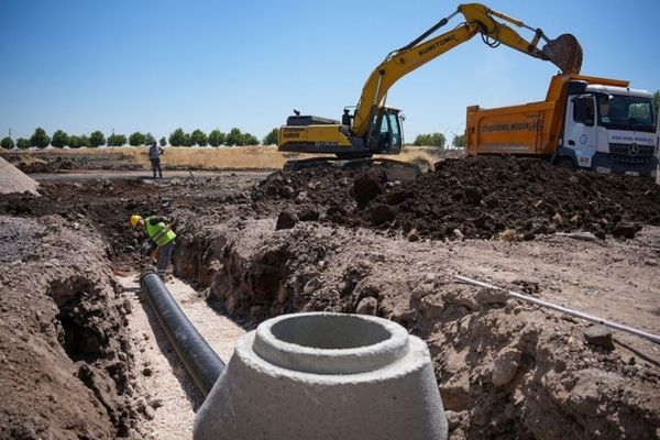Mezopotamya Kent Parkı’nda çalışmalar devam ediyor