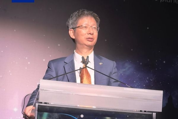 Wang Jinsong, William Nordberg Madalyası’nı alan ilk Çinli oldu