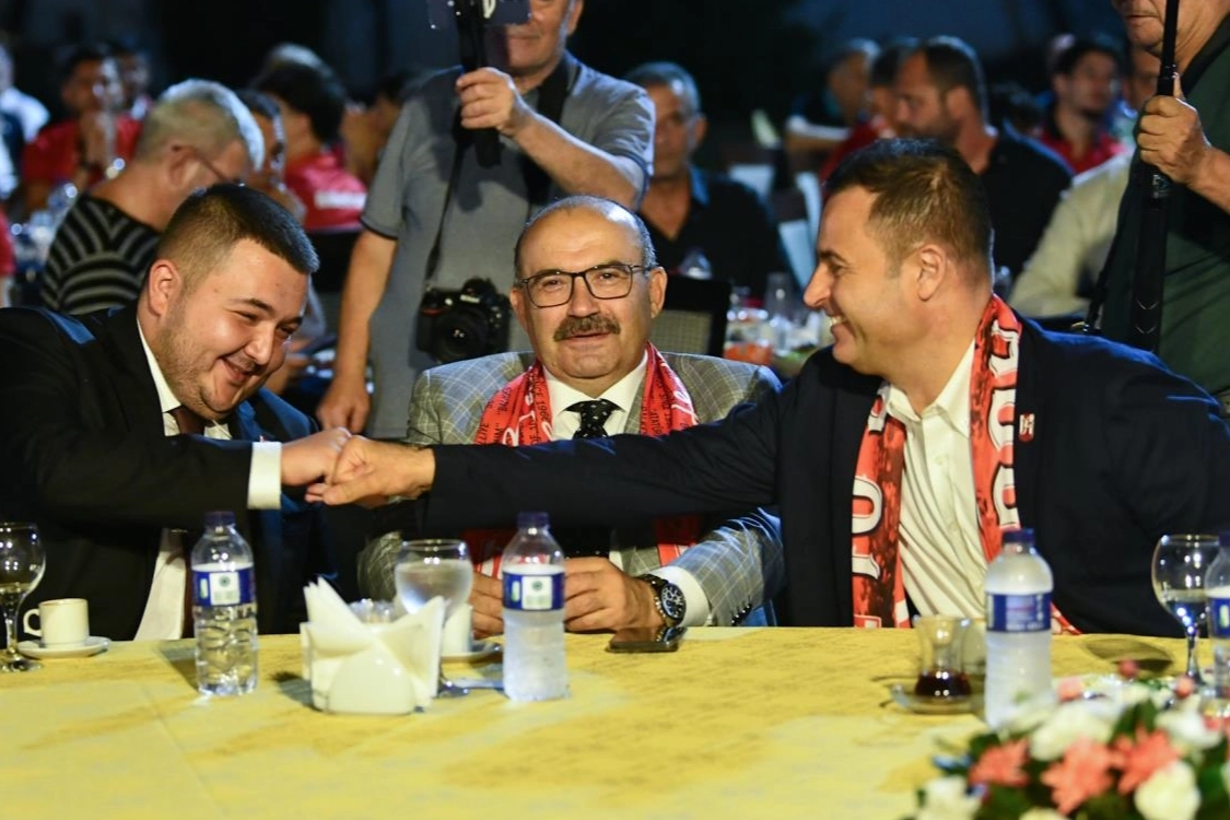 Başkan Akın’dan Balıkesirspor’a Şampiyonluk Çağrısı