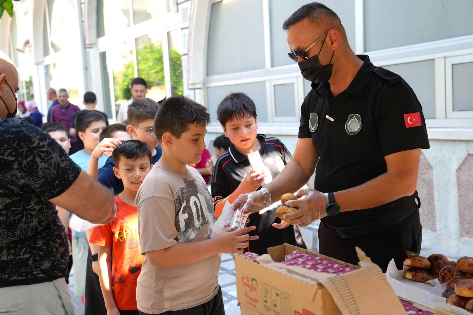 Keçiören Belediyesi’nden Kur’an Kursu Öğrencilerine İkram Desteği