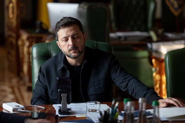 Zelenski: Şehir, Kuzey Kore balistik füzeleri ve güdümlü hava bombalarıyla vuruldu