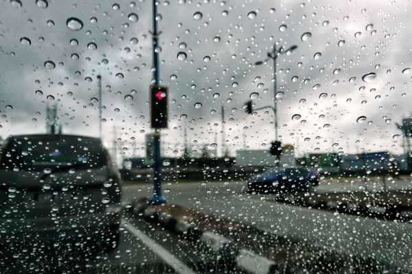 Meteorolojiden kuvvetli yağış ve rüzgar uyarısı