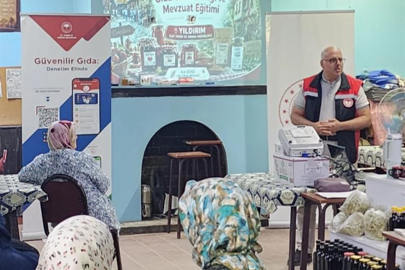 Cumalıkızık’ta Gıda İşletmelerine Güvenilir Gıda Eğitimi