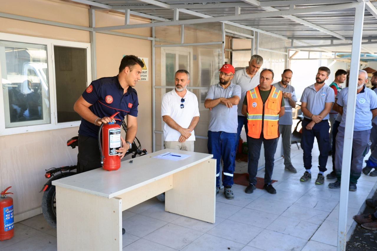 Talas Belediyesi Personeline Yangın Eğitimi