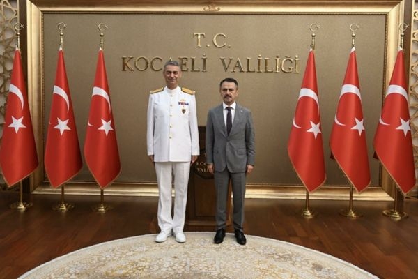 Tuğamiral Darcan’dan Vali Aktaş’a ziyaret
