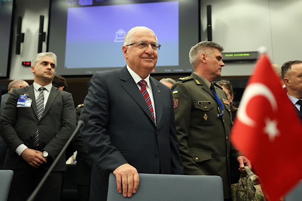 Güler, Güney Kore'nin Ankara Büyükelçisi Boo'yu kabul etti