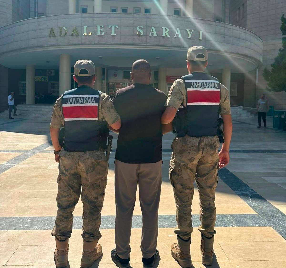 Şanlıurfa’da 8 Yıl 4 Ay Kesinleşmiş Hapis Cezası Bulunan Şahıs Yakalandı