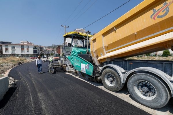 Bergama’da yollar yenileniyor