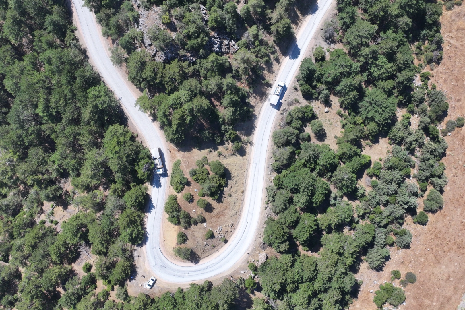 Manisa’da 6 Kilometrelik Yolda Asfalt Yenileme Çalışması