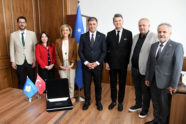 Başkan Tugay, Kosova’da temaslarda bulundu