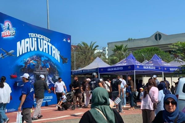 Gölcük Belediyesi’nden TEKNOFEST Mavi Vatan’a destek