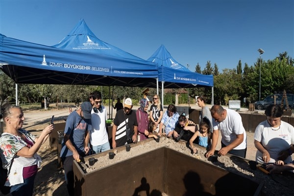 İzmir'de “Parkta Etkinlik Var” buluşmaları 103 etkinliğe ulaştı