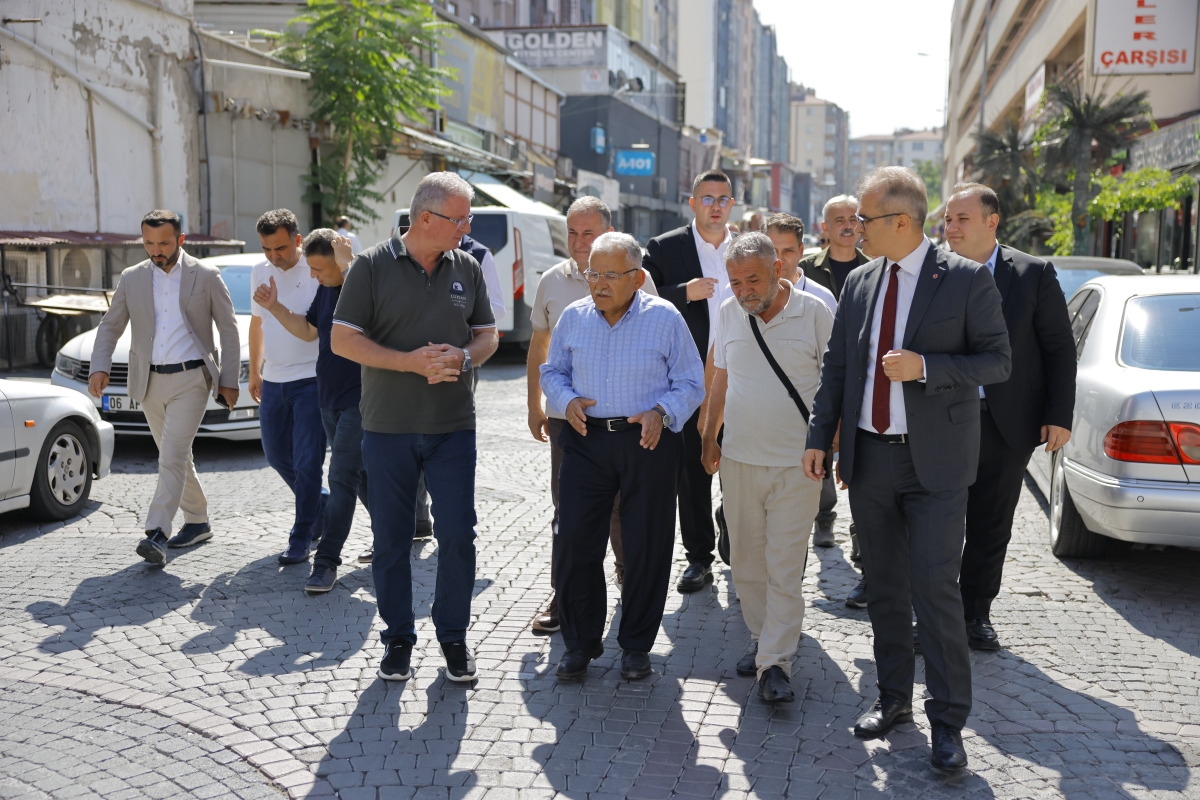 Başkan Büyükkılıç, Bedesten Katlı Otoparkı’ndaki çalışmaları yerinde inceledi