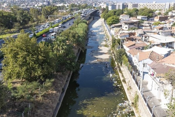 İzmir’de derelerden 233 bin ton atık çıkarıldı