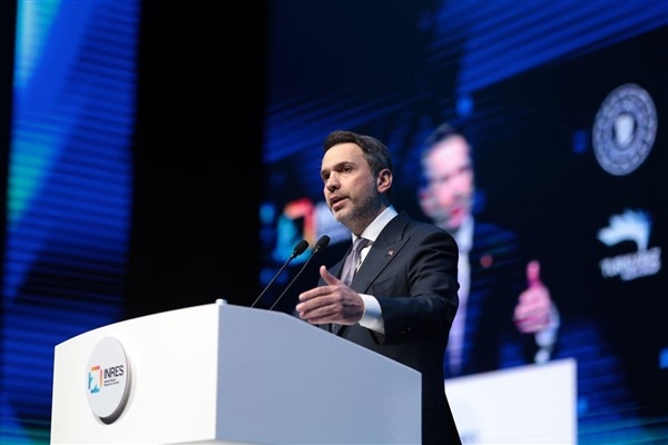 Bayraktar: Hedefimiz enerjide ve madende net ihracatçı olmak