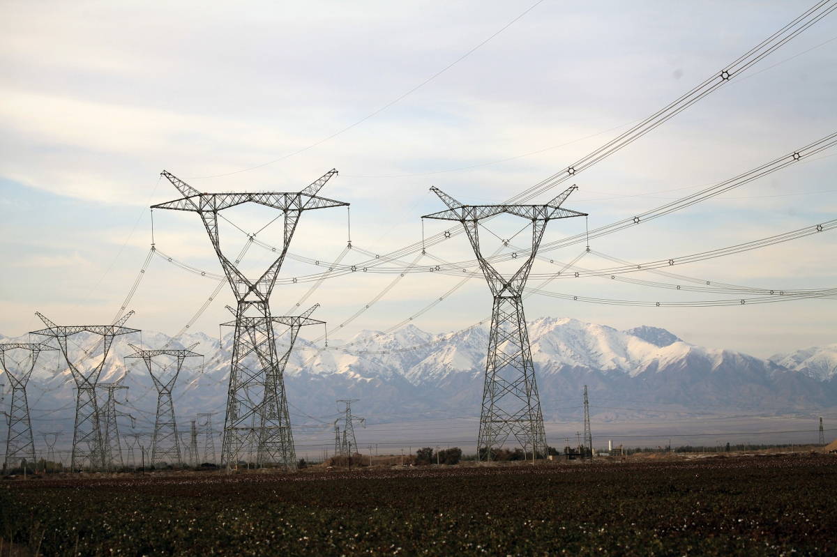 Çin’in en büyük 750 kV elektrik ağı Xinjiang’da kuruldu