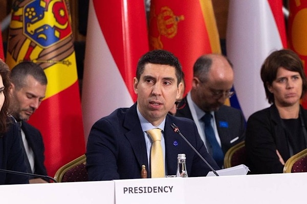 Popșoi, Polonya’nın Moldova Büyükelçisi Kobzdej ile görüştü