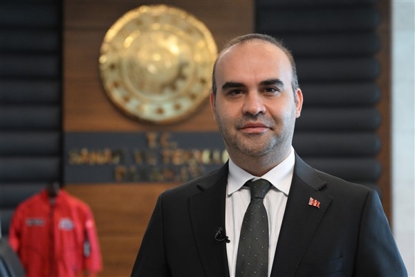 Kacır: Türkiye’nin uzay yolculuğunda uluslararası iş birliğini önemsiyoruz