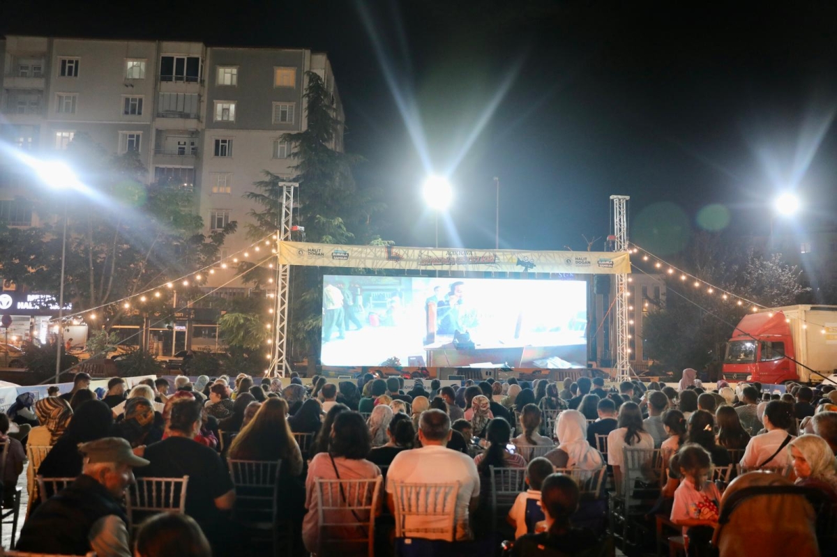 Samsun’da Açık Hava Sinema Geceleri 17 ilçeyi buluşturuyor