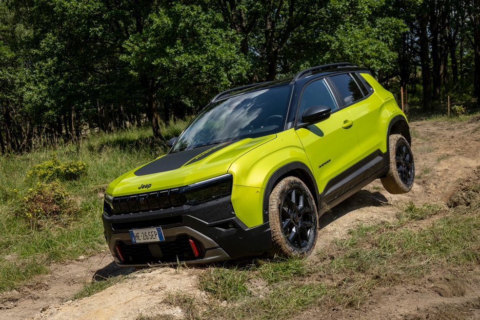 Yeni Jeep Avenger Türkiye’de yollara çıktı