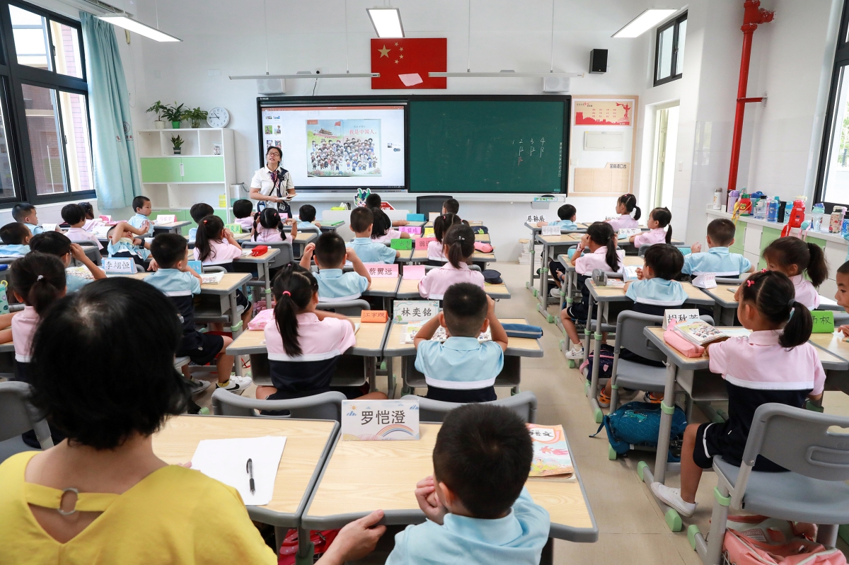 Çin’de öğretmen kadrosu 18,7 milyonu aştı