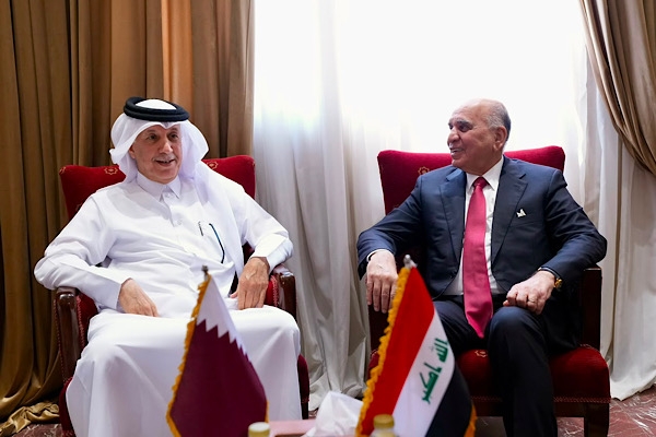 Al Muraikhi, Irak Dışişleri Bakanı Hussein ile bir araya geldi