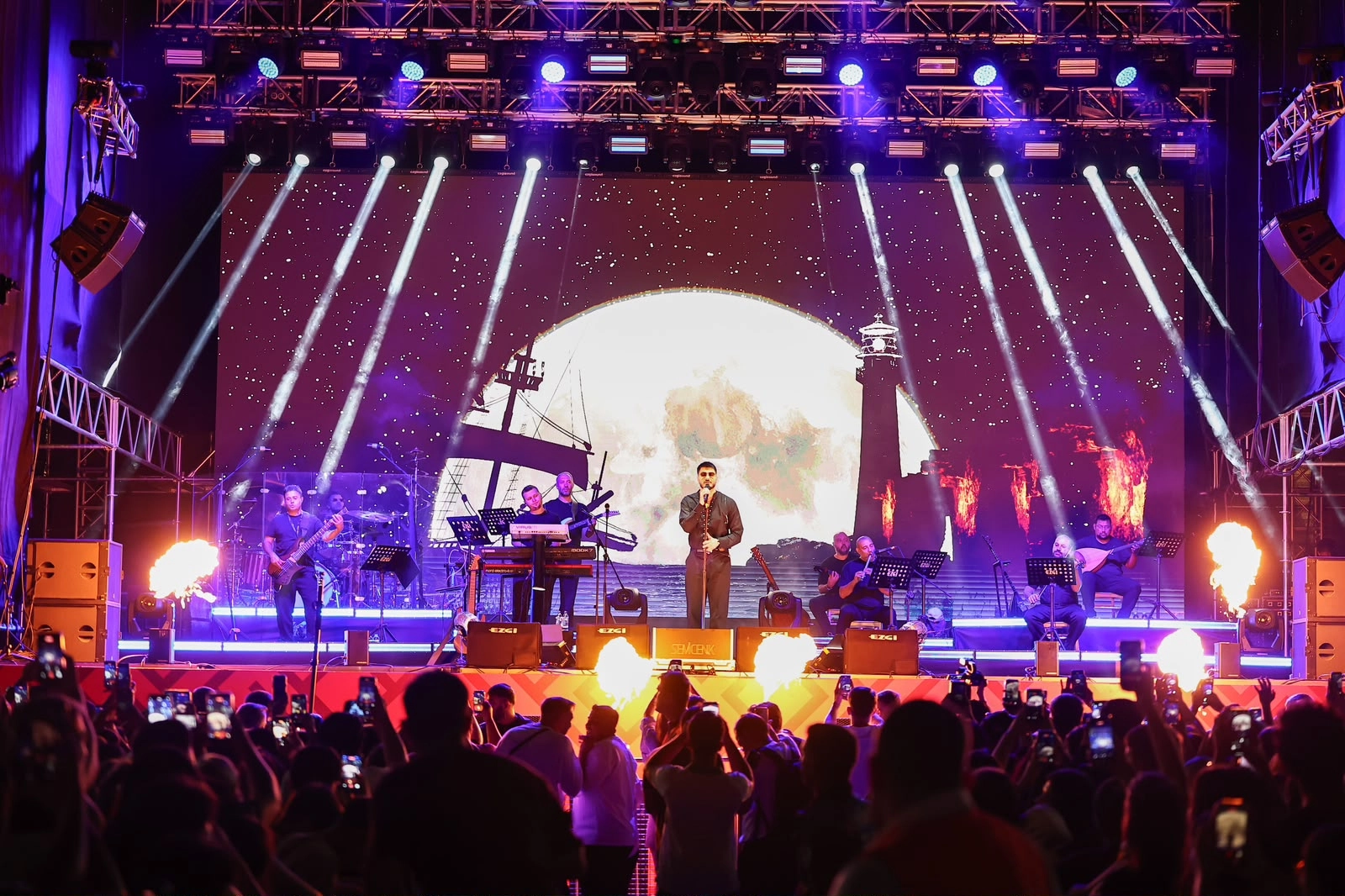 Manisa’nın Kurtuluşu Semicenk Konseriyle Coşku İçinde Kutlandı
