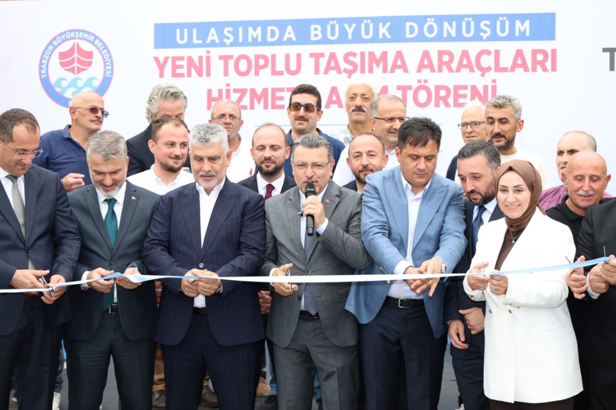 Trabzon Büyükşehir Belediyesi filosuna 10 yeni otobüs ekledi