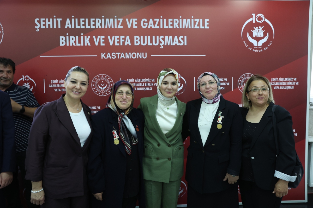 Bakan Göktaş, Kastamonu’da şehit aileleri ve gazilerle buluştu