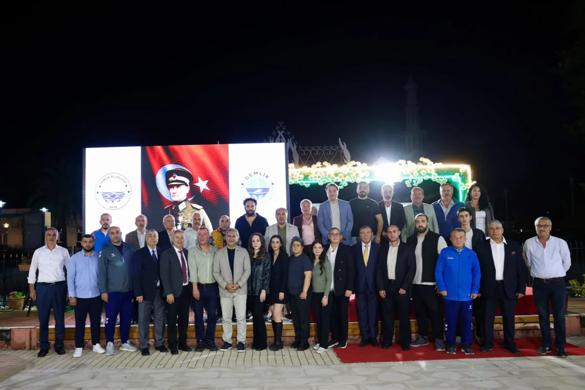 Gemlik Belediyespor, Dayanışma Gecesi'nde bir araya geldi