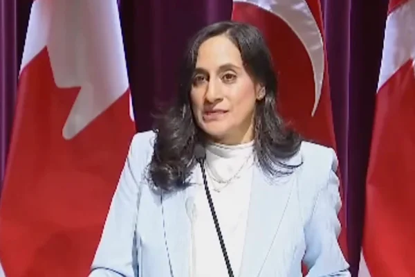 Anand: Kanada Hindistan ve BAE ile ilişkileri güçlendirmeyi hedefliyor