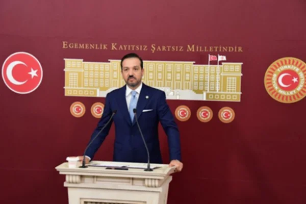Zorlu, Kuzey Makedonya Devlet Bakanı Zeynula ile görüştü